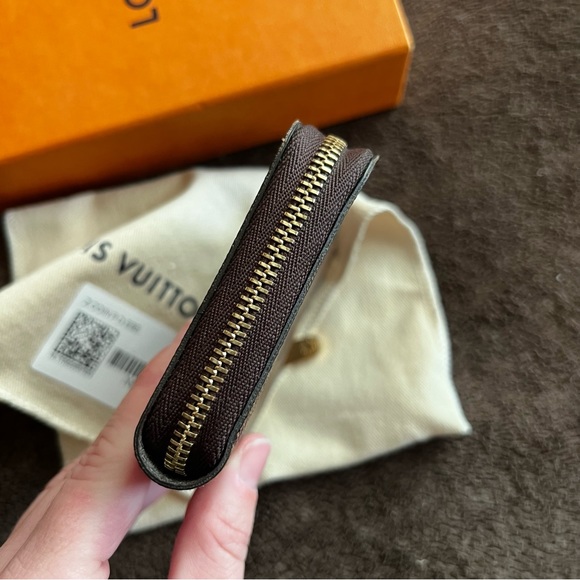 LOUIS VUITTON DAMIER EBENE ZIPPY COIN PURSE WALLET - Picture 2 of 16